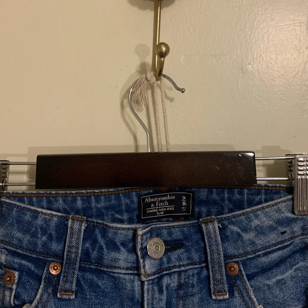 Abercrombie & Fitch Simone High-Rise Slim Jeans Medium Dark wash sz 24/00 - Picture 3 of 3